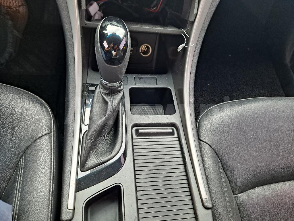 2016 HYUNDAI YF SONATA THE BRILLIANT LPG TAXI - 30