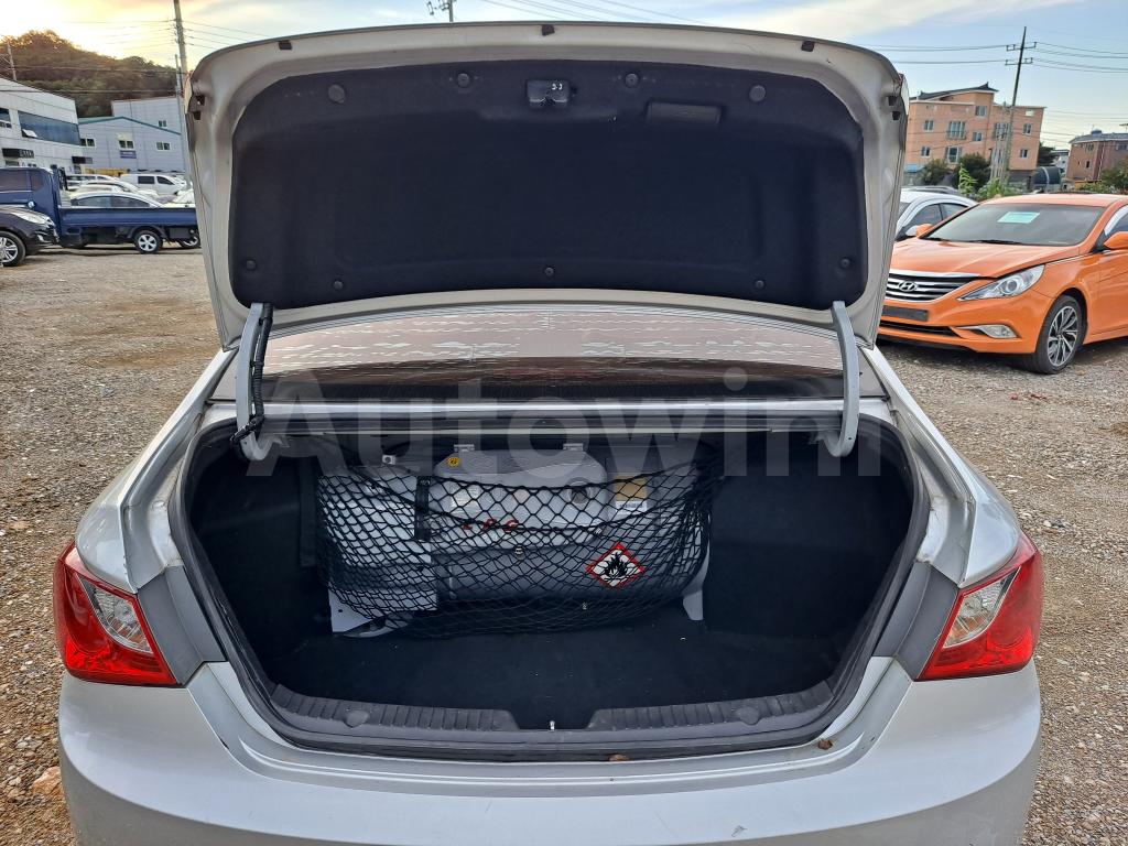 2016 HYUNDAI YF SONATA THE BRILLIANT LPG TAXI - 32