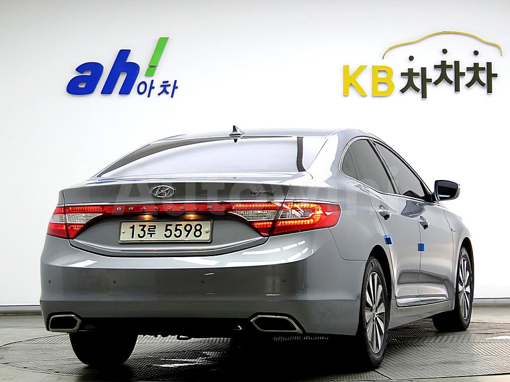 KMHFG413BGA020876 2016 HYUNDAI GRANDEUR HG AZERA HYBRID 2.4 PREMIUM-2