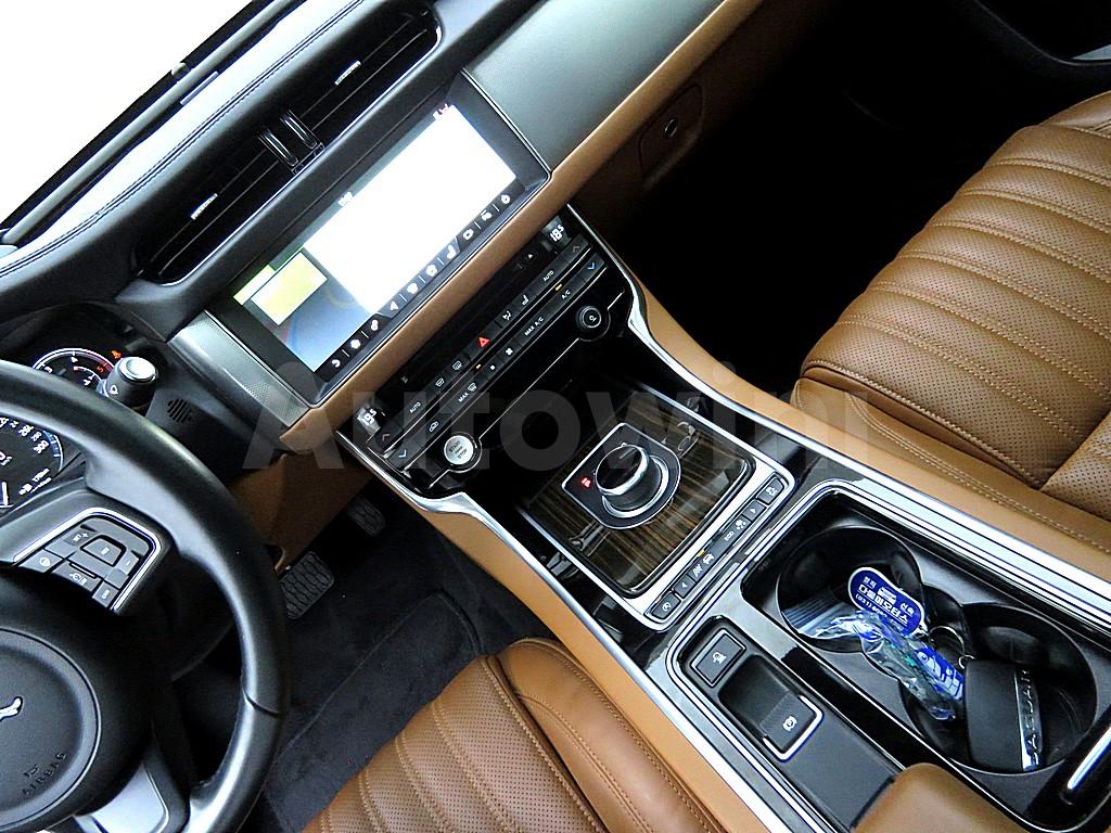 2017 JAGUAR XF 2.0D PORTFOLIO X260 - 10