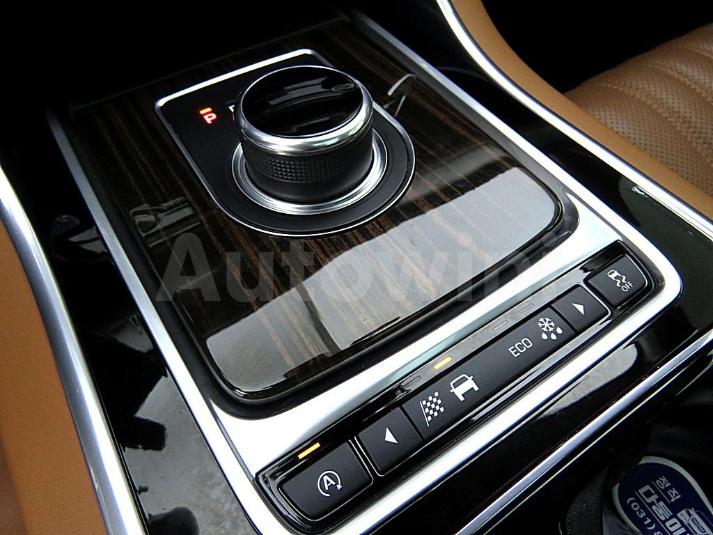 2017 JAGUAR XF 2.0D PORTFOLIO X260 - 12