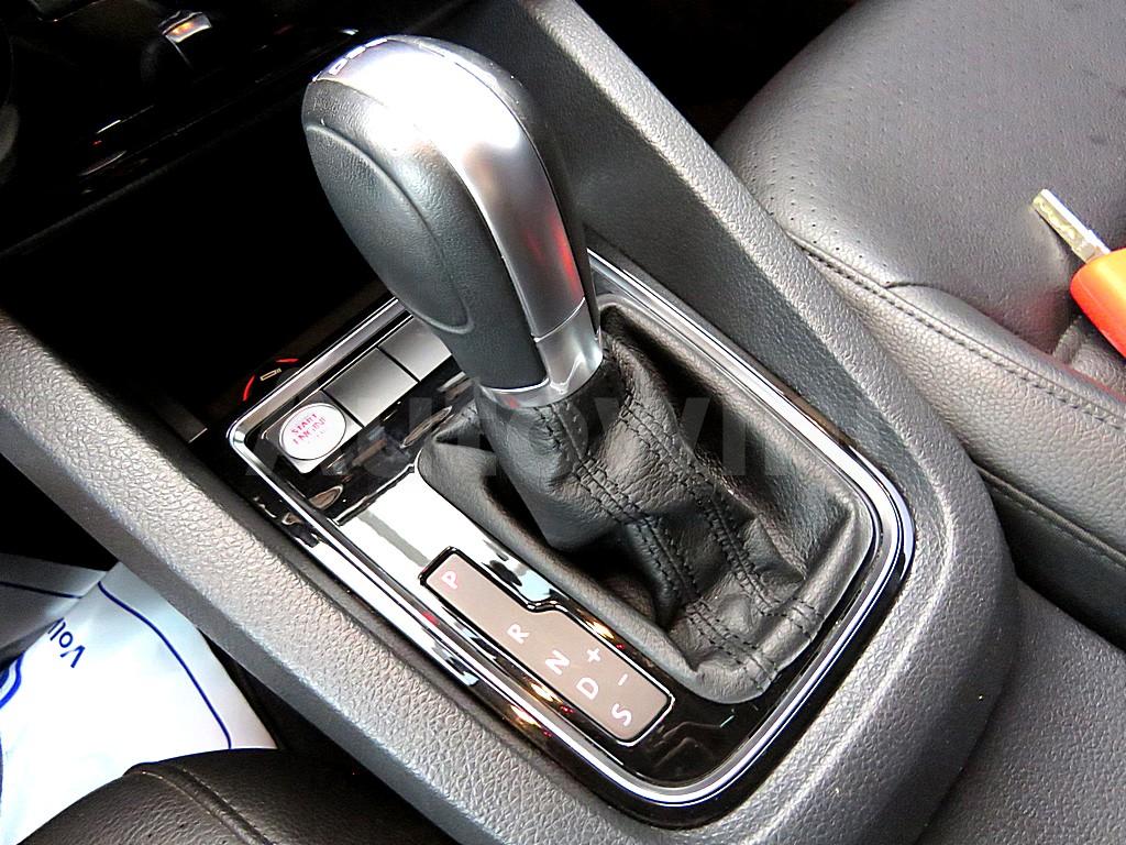 2015 VOLKSWAGEN JETTA 2.0 TDI BLUE MOTION PREMIUM 6 - 15