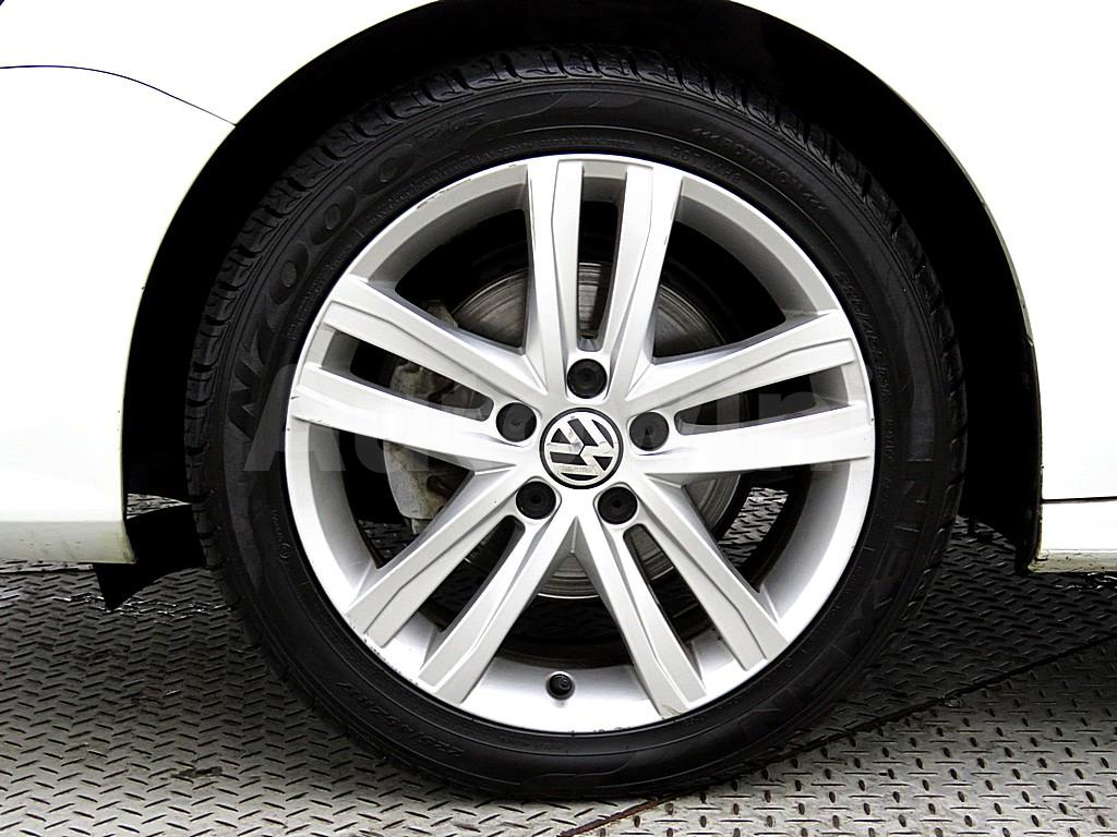 2015 VOLKSWAGEN JETTA 2.0 TDI BLUE MOTION PREMIUM 6 - 18