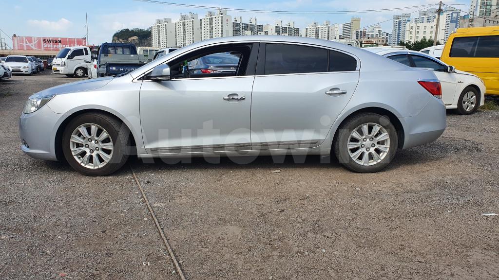 KLAPA69RDCB025746 2012 GM DAEWOO (CHEVROLET) ALPHEON EL240H HYBRID ACCIDENT FREE-1