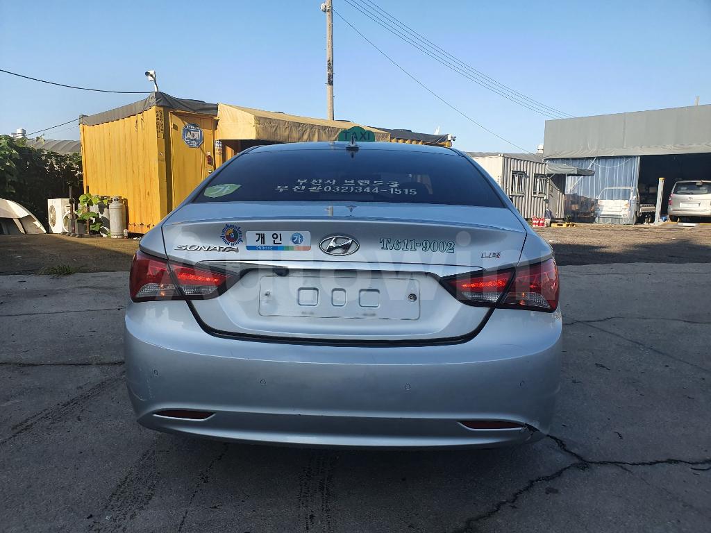 KMHEC41LBDA489714 2013 HYUNDAI YF SONATA S KEY LED REARLAMP NO ACCIDENT-3