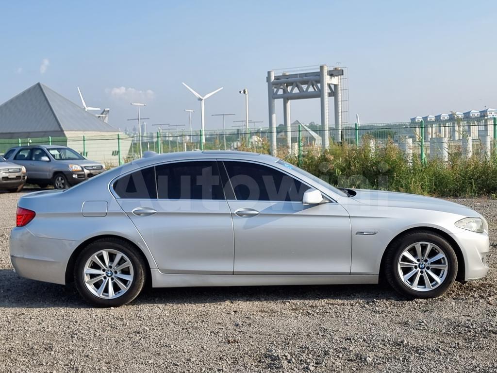 2011 BMW 5 SERIES E60  520D - 8
