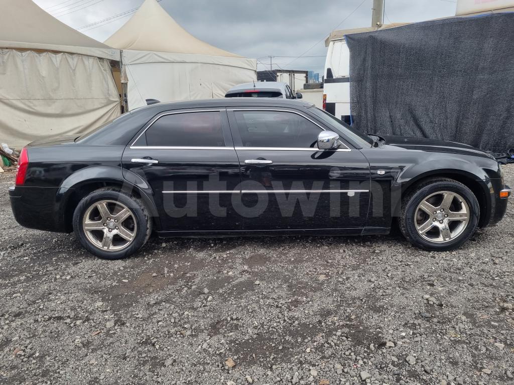 2010 CHRYSLER 300C 3.0D SUNROOF A/T - 9