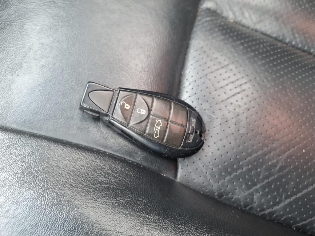 2010 CHRYSLER 300C 3.0D SUNROOF A/T - 34