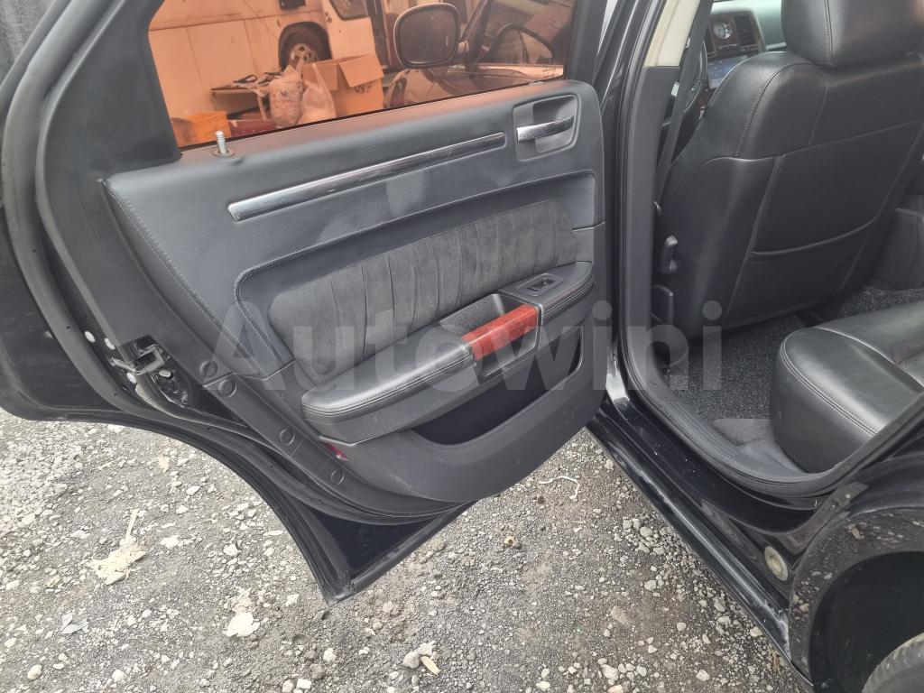 2010 CHRYSLER 300C 3.0D SUNROOF A/T - 39