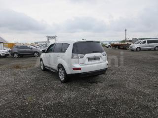2010 MITSUBISHI OUTLANDER 4WD BEST CONDITION - 7