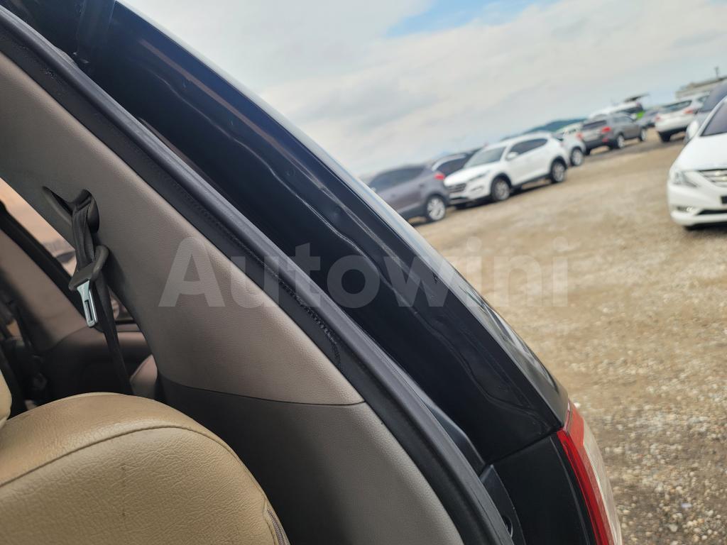 2011 KIA CARNIVAL R SEDONA GX 11SEATS - 23
