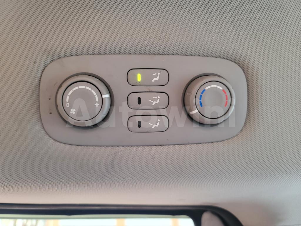 2011 KIA CARNIVAL R SEDONA GX 11SEATS - 40