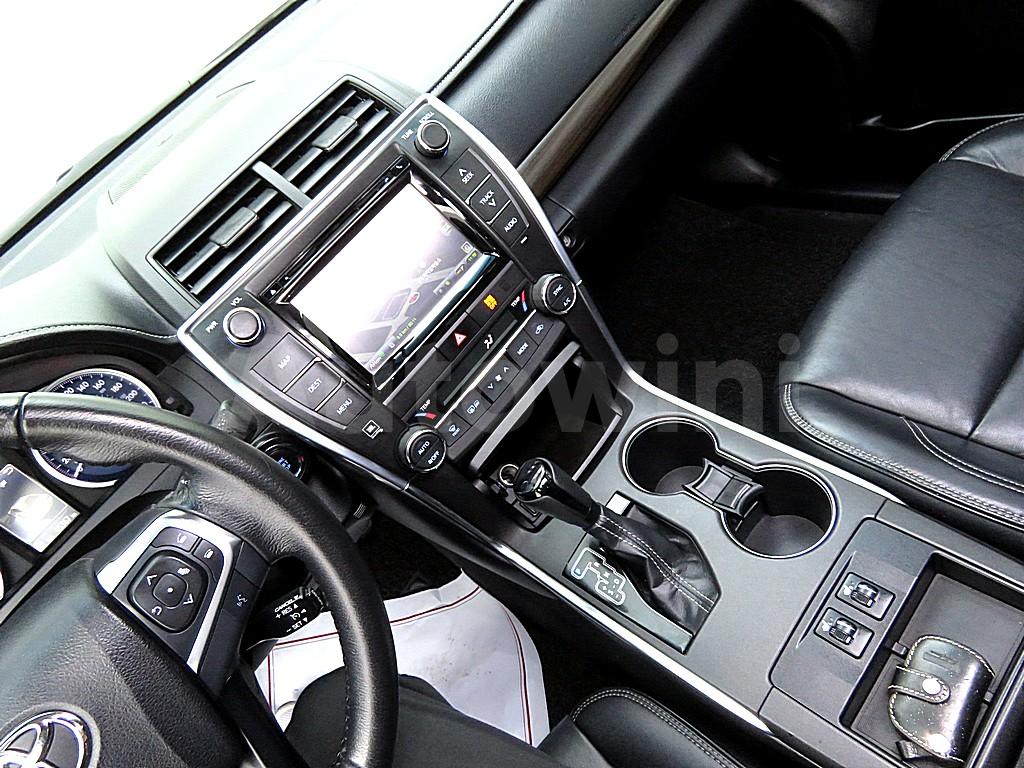 2016 TOYOTA  CAMRY 2.5 XLE - 10