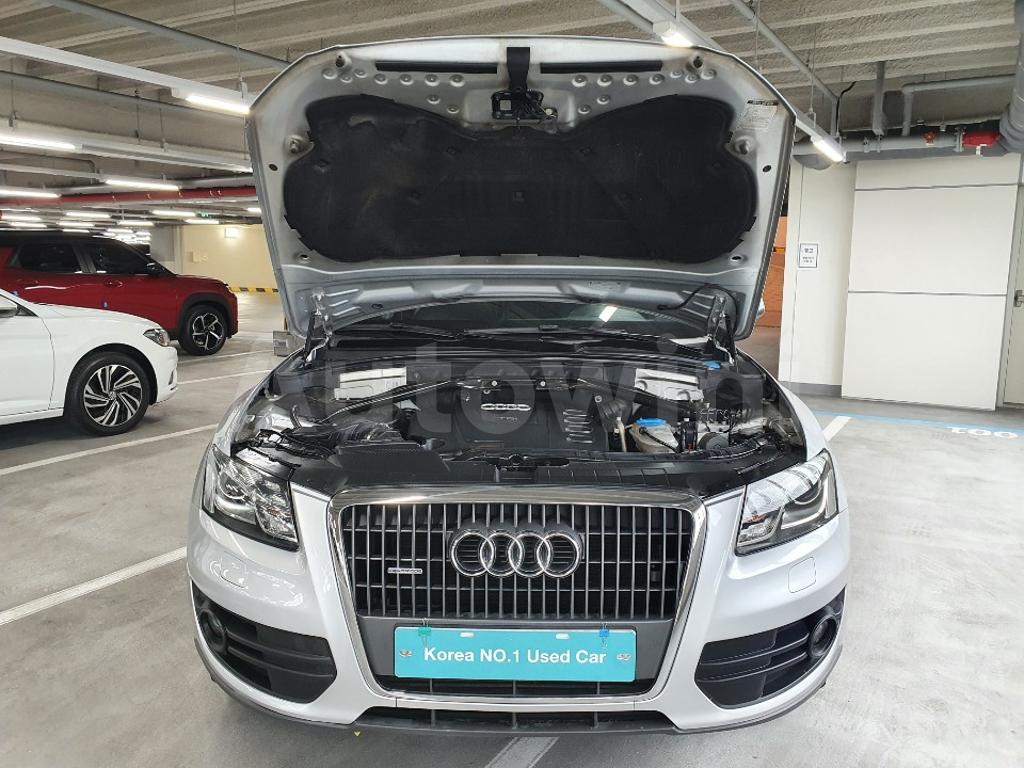 2011 AUDI Q5 2.0 TDI QUATTRO / S.ROOF - 36