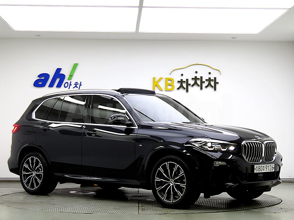 WBACV6108KLK20856 2019 BMW X5 G05  XDRIVE 40I M SPORT-1