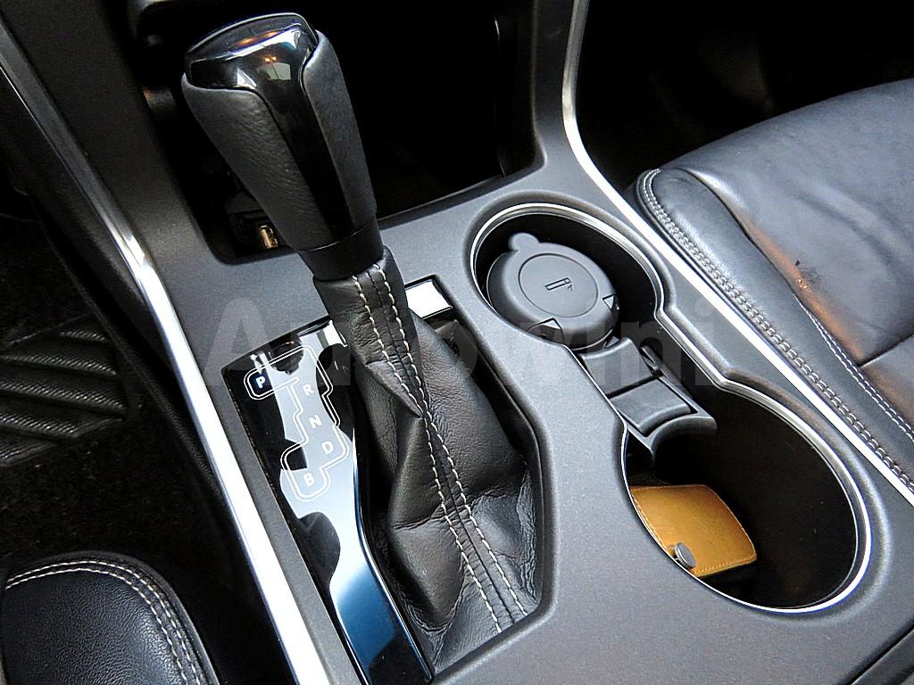 2015 TOYOTA  CAMRY 2.5 HYBRID XLE - 14
