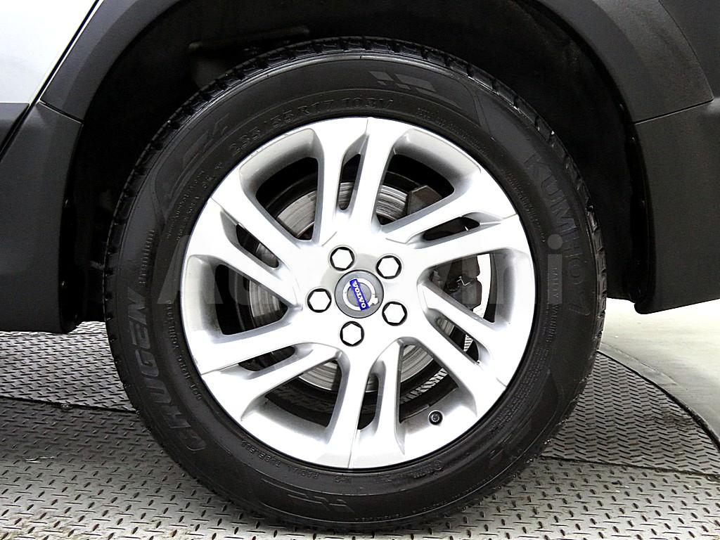 2016 VOLVO XC70 D4 - 18