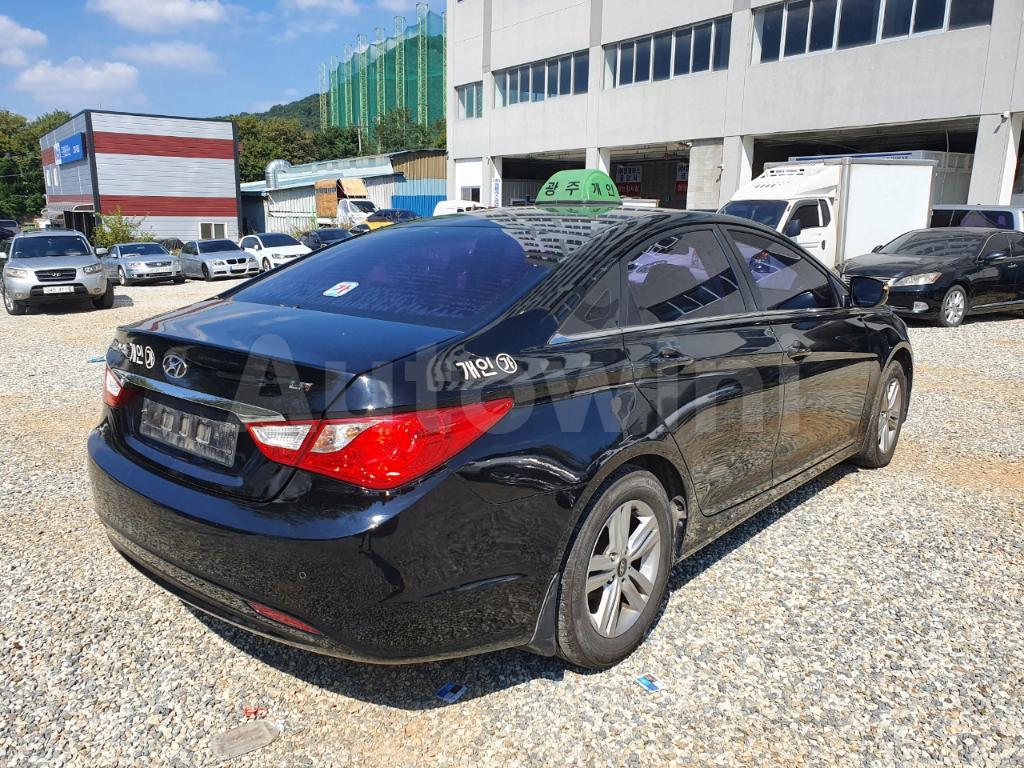 KMHEC41LBDA479197 2013 HYUNDAI YF SONATA TAXI-3