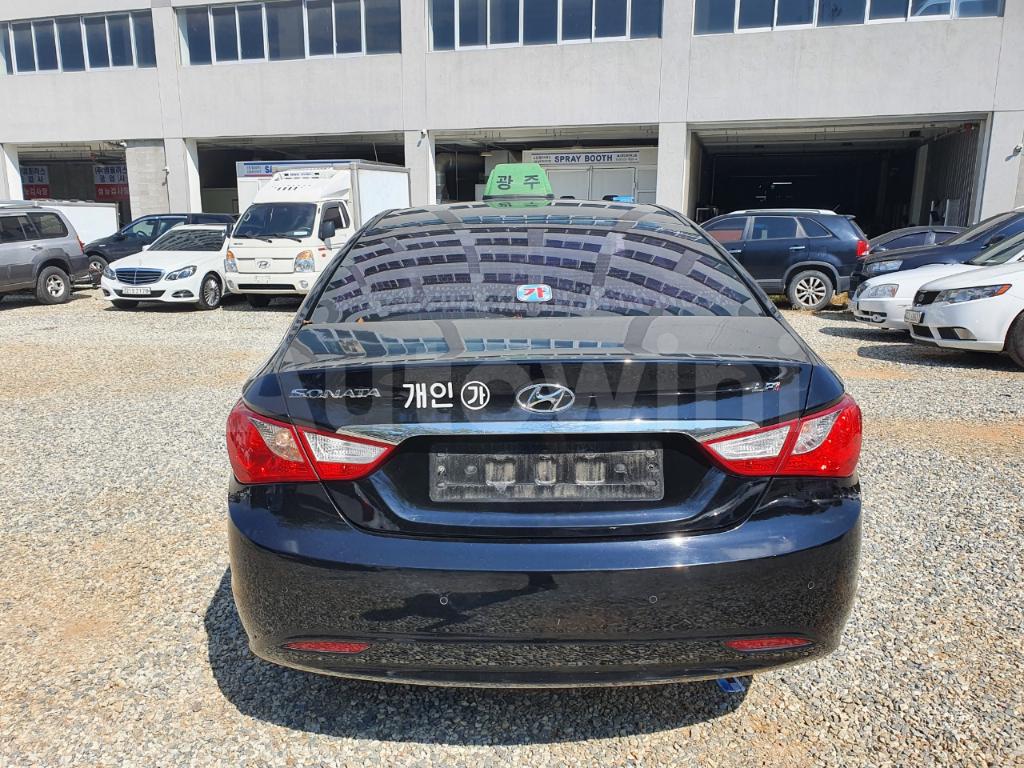 KMHEC41LBDA479197 2013 HYUNDAI YF SONATA TAXI-4