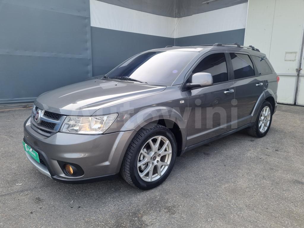 3C4PFBBYXDT645081 2013 FIAT FREEMONT AWD SUNROOF REARCAM-1