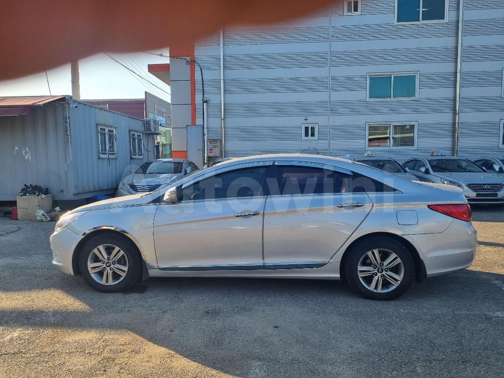 KMHEC41LBEA657904 2014 HYUNDAI YF SONATA LPG-2