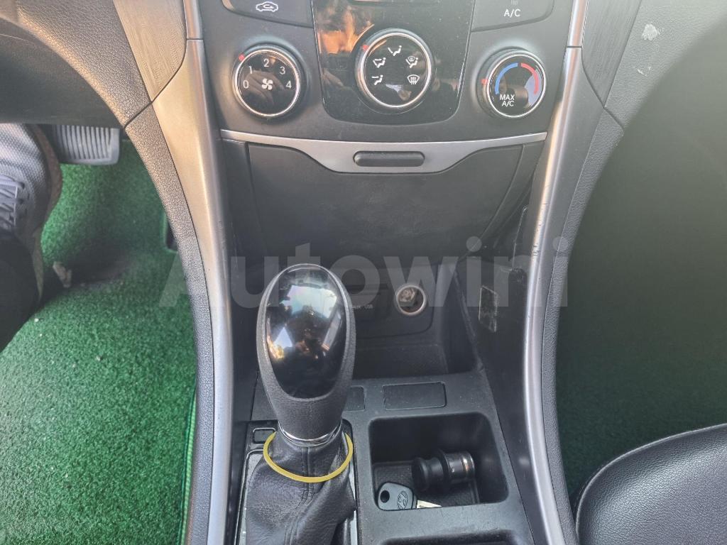 2014 HYUNDAI YF SONATA LPG - 19