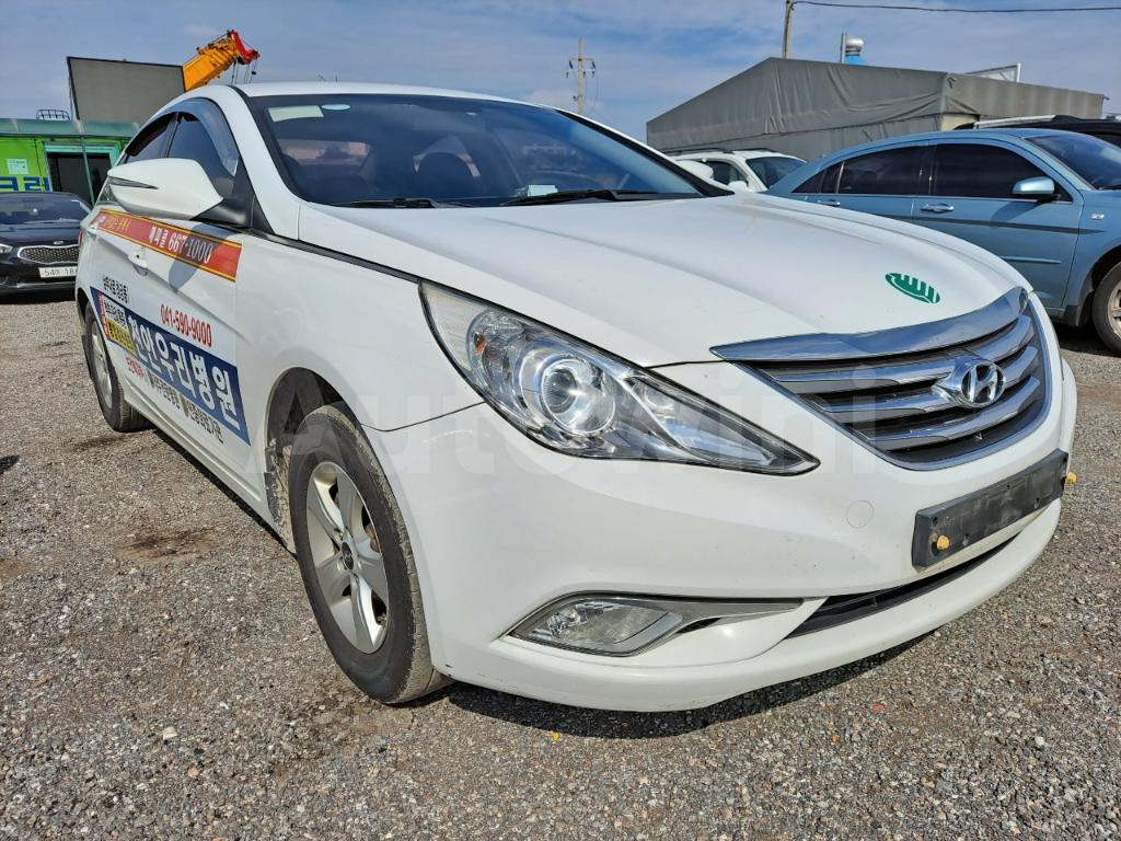 KMHEC41LBGA681805 2016 HYUNDAI YF SONATA THE BRILLIANT DUAL AIR BAG/GOOD CONDITION-0