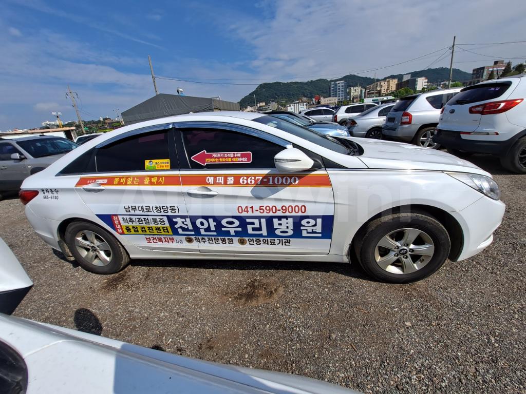 KMHEC41LBGA681805 2016 HYUNDAI YF SONATA THE BRILLIANT DUAL AIR BAG/GOOD CONDITION-1