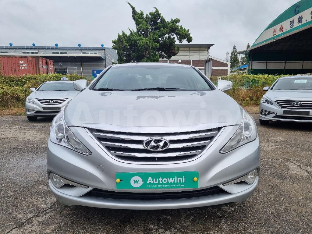 KMHEC41LBDA554931 2013 HYUNDAI YF SONATA LPG-0
