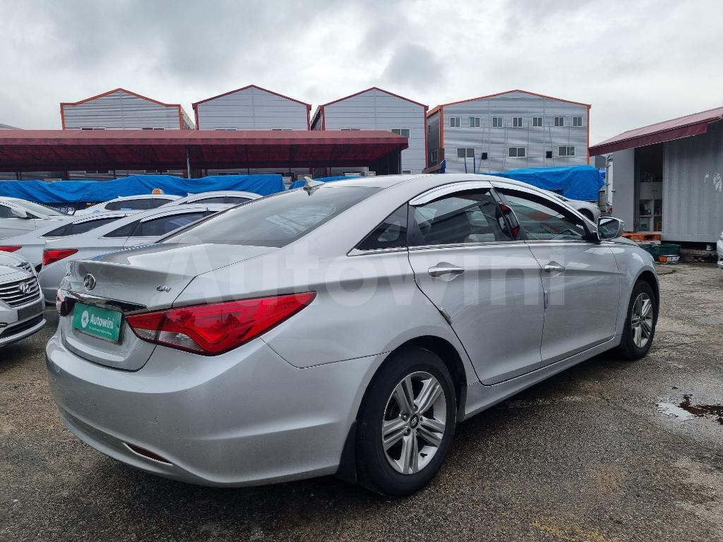 KMHEC41LBDA554931 2013 HYUNDAI YF SONATA LPG-5