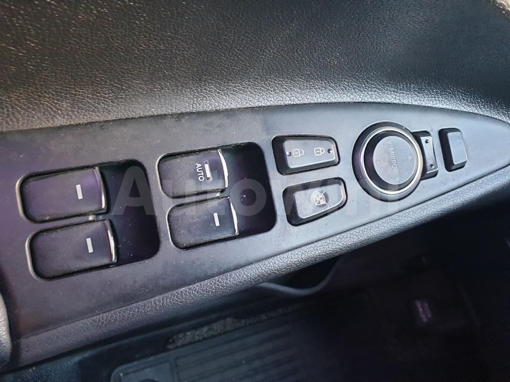 2013 HYUNDAI YF SONATA LPG - 9