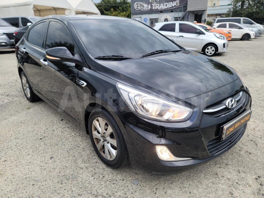 KMHCT41UGHU140175 2017 HYUNDAI ACCENT  DIESEL HEATED SEAT NO ACCIDENT-2