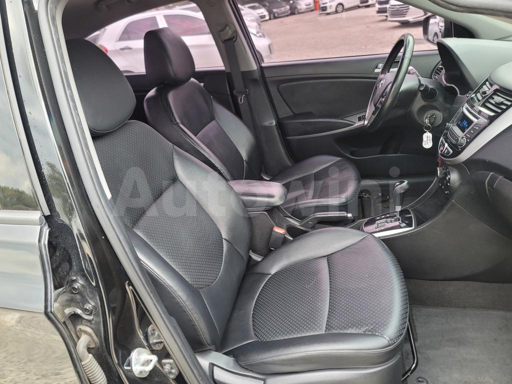 2017 HYUNDAI ACCENT  DIESEL HEATED SEAT NO ACCIDENT - 32