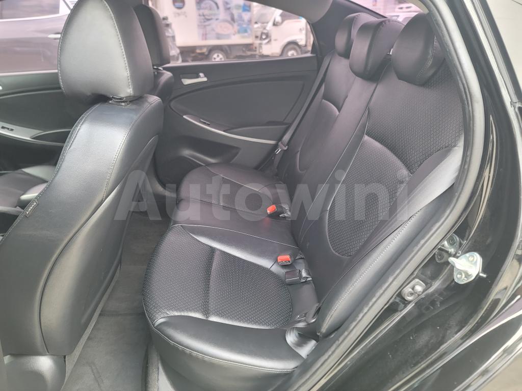 2017 HYUNDAI ACCENT  DIESEL HEATED SEAT NO ACCIDENT - 35