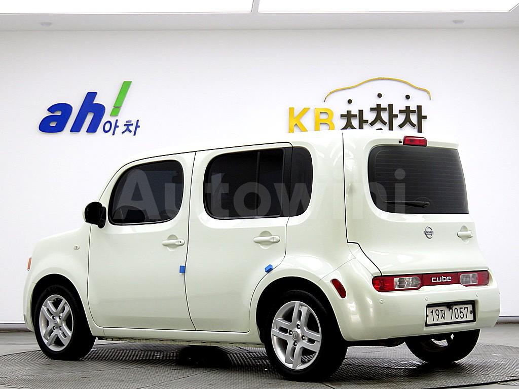 JN1AZ23E4BT000813 2011 NISSAN CUBE 1.8 Z12-2
