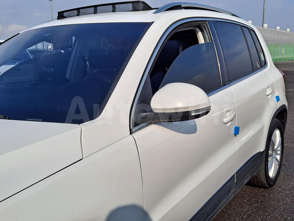 2013 VOLKSWAGEN  TIGUAN 4WD P SUNROOF - 10