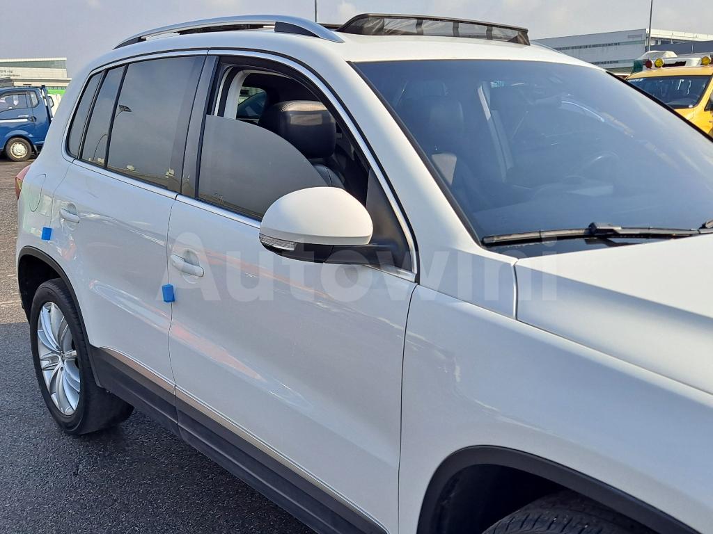 2013 VOLKSWAGEN  TIGUAN 4WD P SUNROOF - 13
