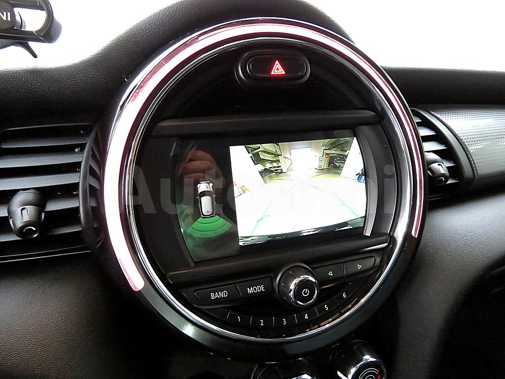 2019 MINI COOPER D 1.5 3-DOOR - 13