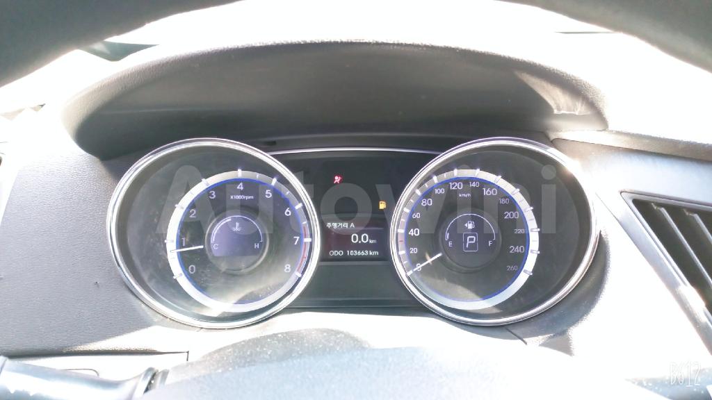 2013 HYUNDAI YF SONATA HYUNDAI YF SONATA LPG - 9