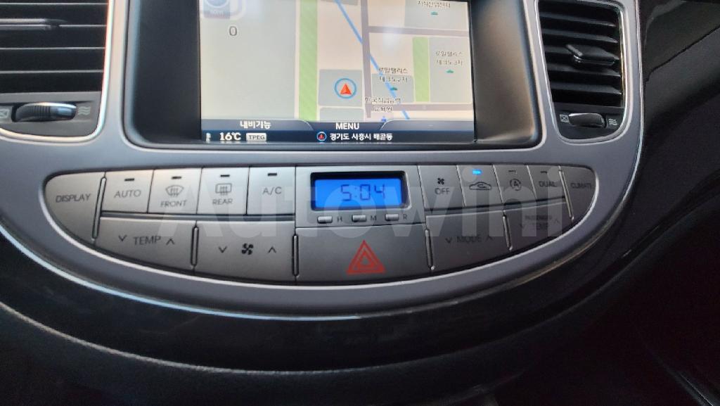 2013 HYUNDAI GENESIS 380 SEDAN DIS MODEL - 33