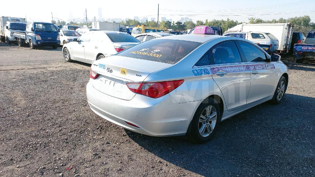 2013 HYUNDAI YF SONATA LPI - 7