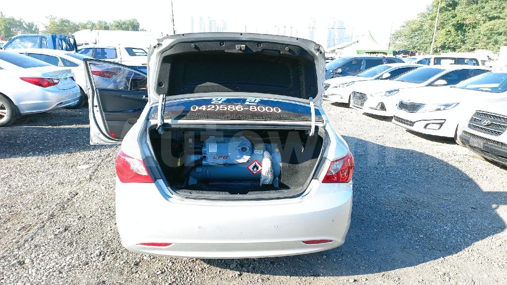 2013 HYUNDAI YF SONATA LPI - 11