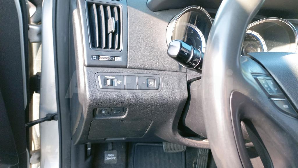 2013 HYUNDAI YF SONATA LPI - 17