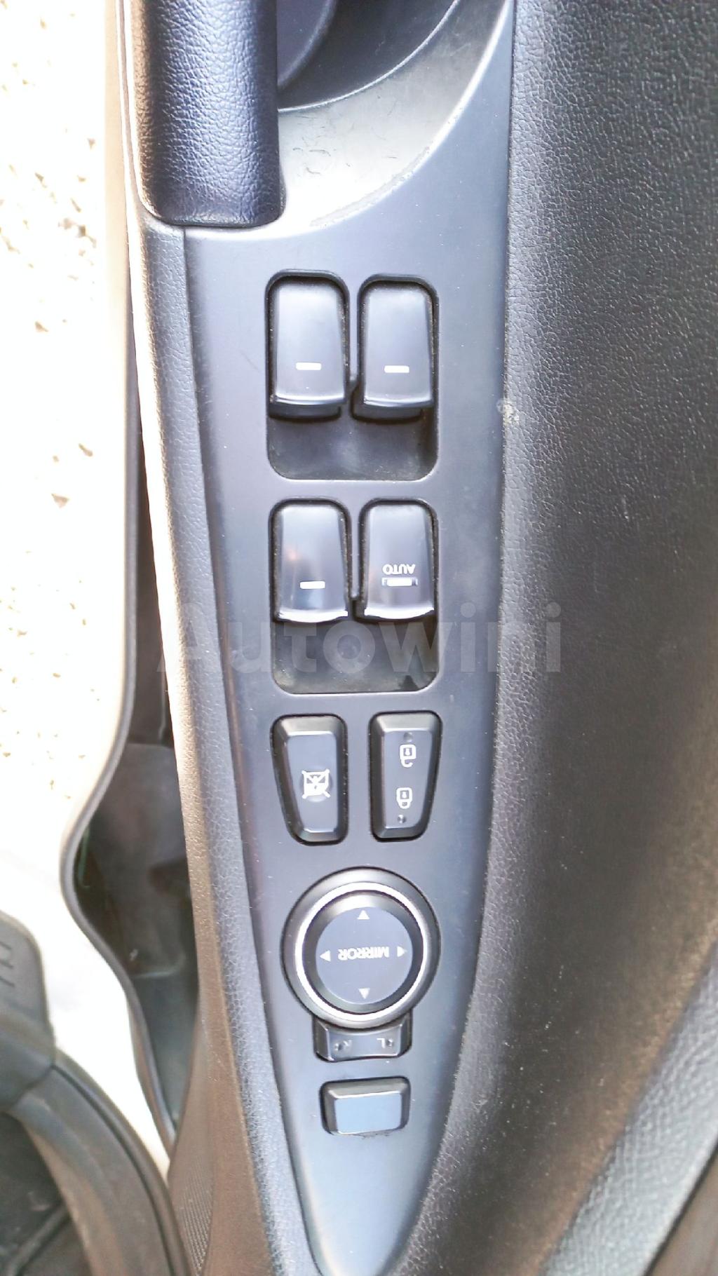 2013 HYUNDAI YF SONATA LPI - 21