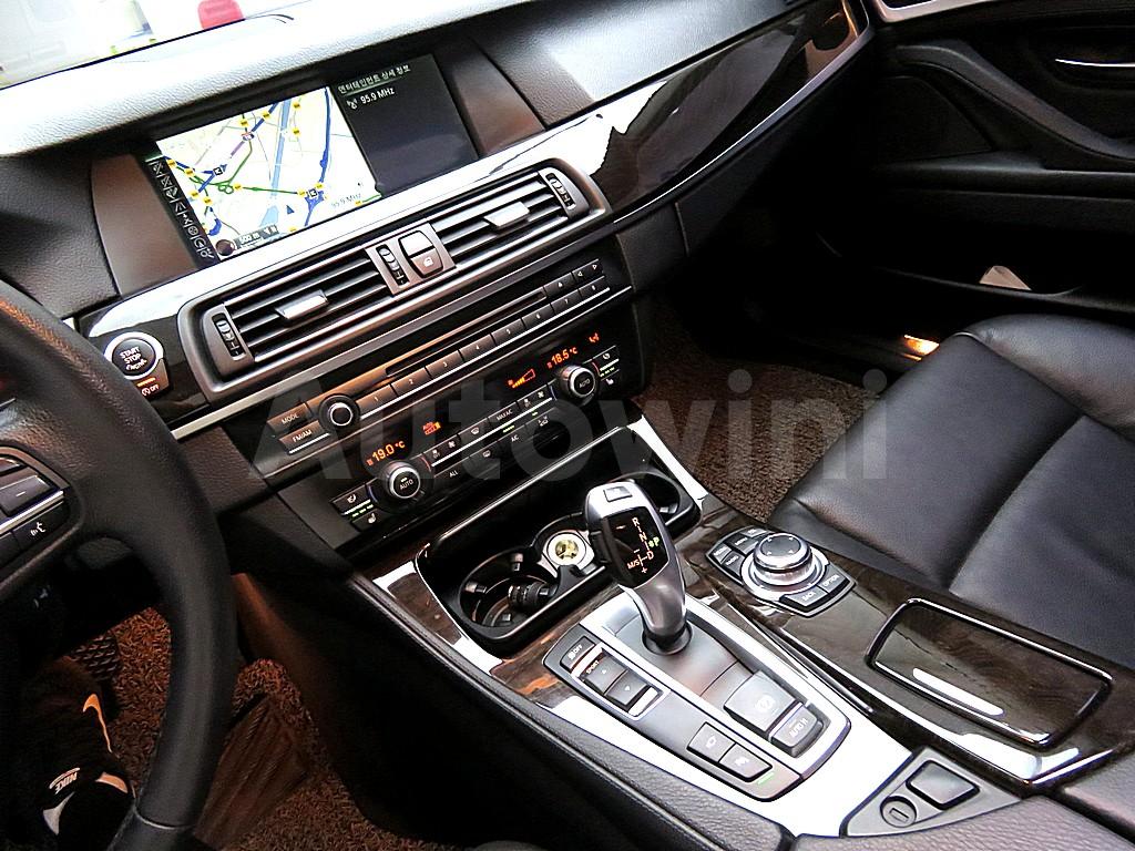2013 BMW 5 SERIES 528I - 11