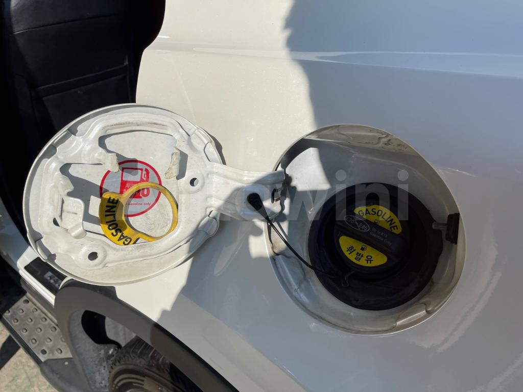 2014 TOYOTA RAV4 4WD, FULL OPTION, NO ACCIDENT - 10