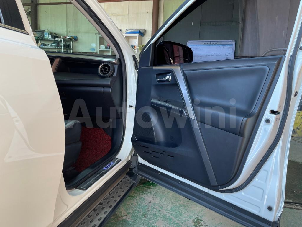 2014 TOYOTA RAV4 4WD, FULL OPTION, NO ACCIDENT - 17