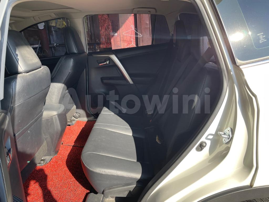 2014 TOYOTA RAV4 4WD, FULL OPTION, NO ACCIDENT - 20