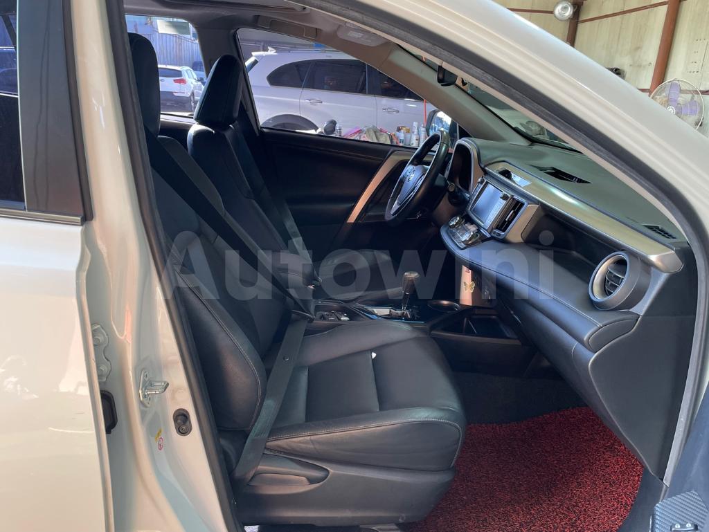 2014 TOYOTA RAV4 4WD, FULL OPTION, NO ACCIDENT - 22