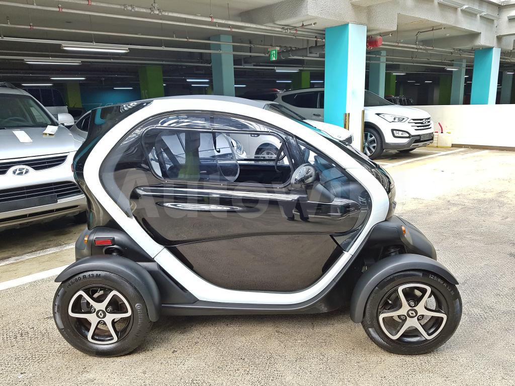 2019 RENAULT SAMSUNG TWIZY ELECTRIC (13R+NO ACCIDENT) - 9